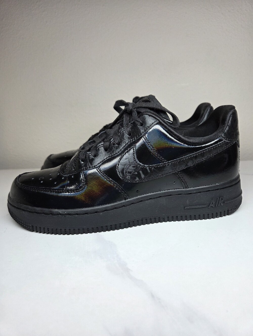 Nike Air Force 1 Low Black Patent Iridescent Holographic Shoes Women’s Size 6.5